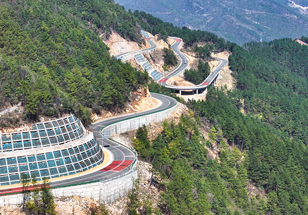 109厂至天曌山道路工程